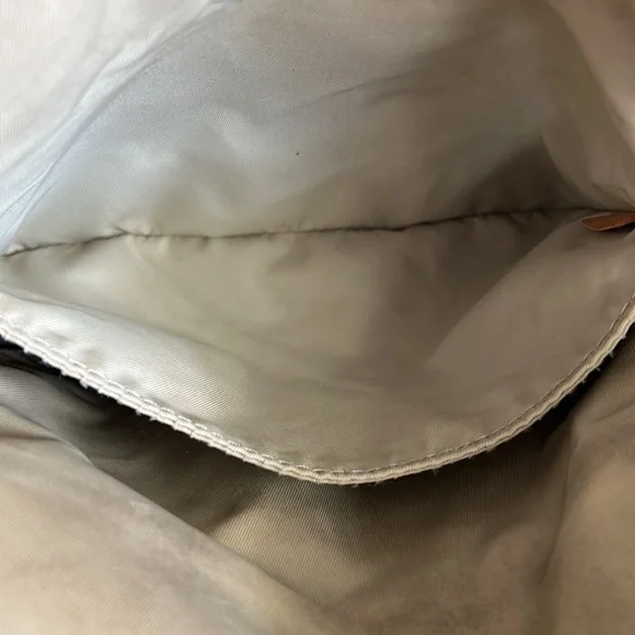 Louis Vuitton Damier Geant Shoulder Bag - Picture 7 of 16